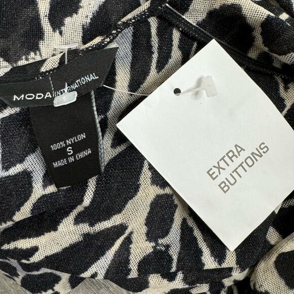 New Moda International Animal Print Short Sleeve Mesh Top Small - Picture 8 of 8